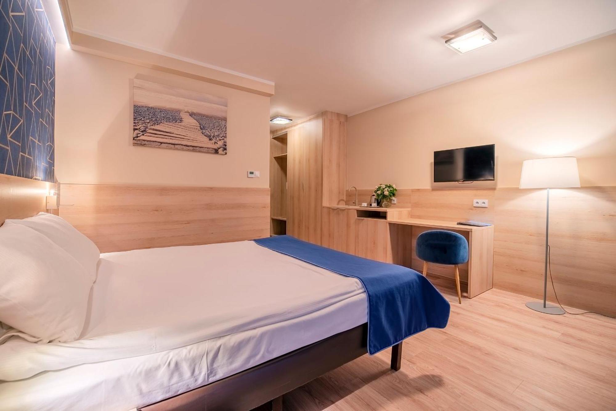 Blue Marine Mielno Aparthotel Mielno  Eksteriør bilde