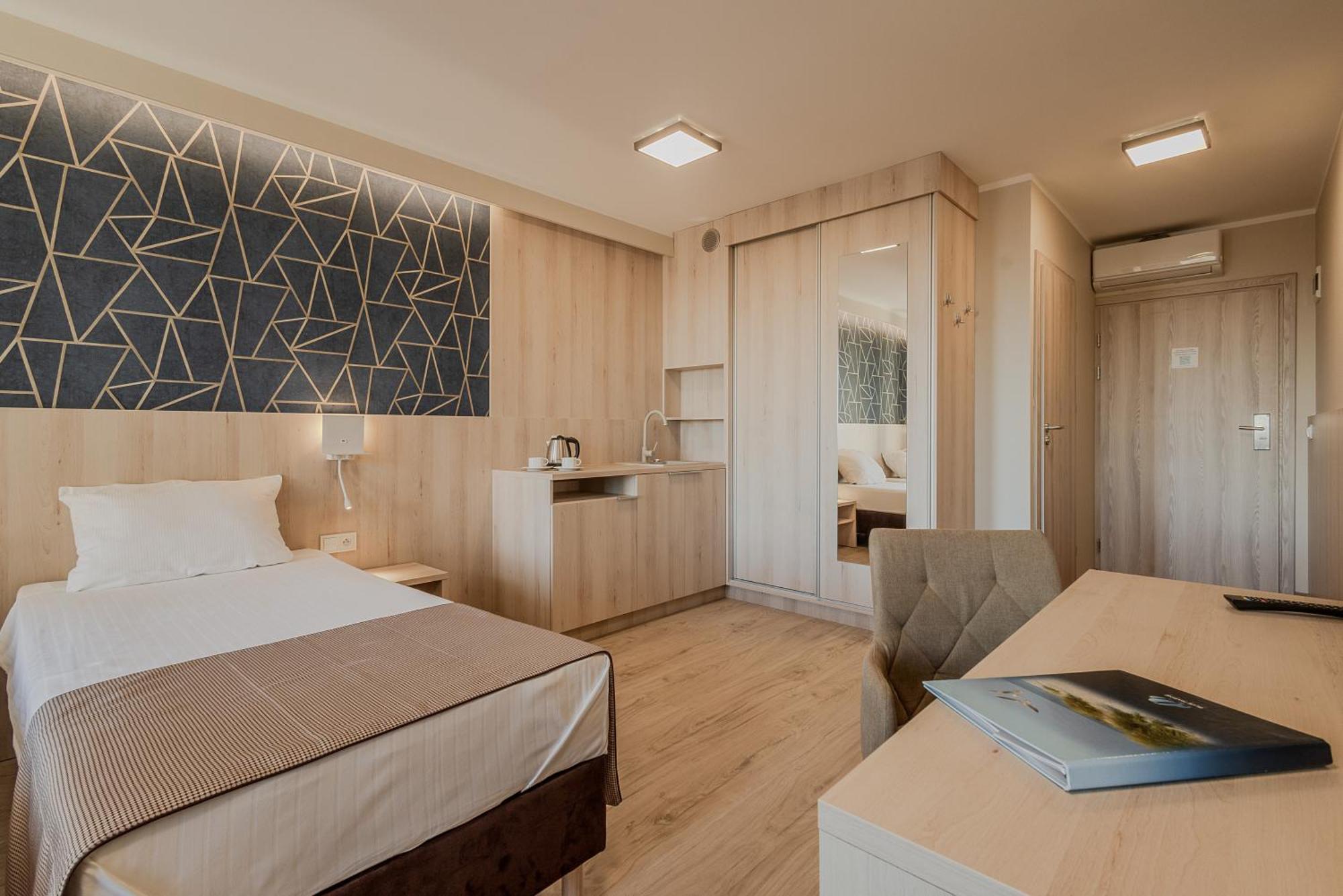 Blue Marine Mielno Aparthotel Mielno  Eksteriør bilde