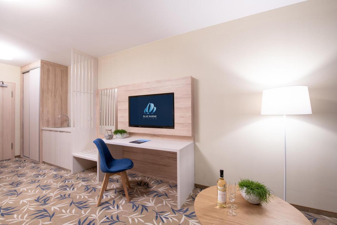 Blue Marine Mielno Aparthotel Mielno  Eksteriør bilde