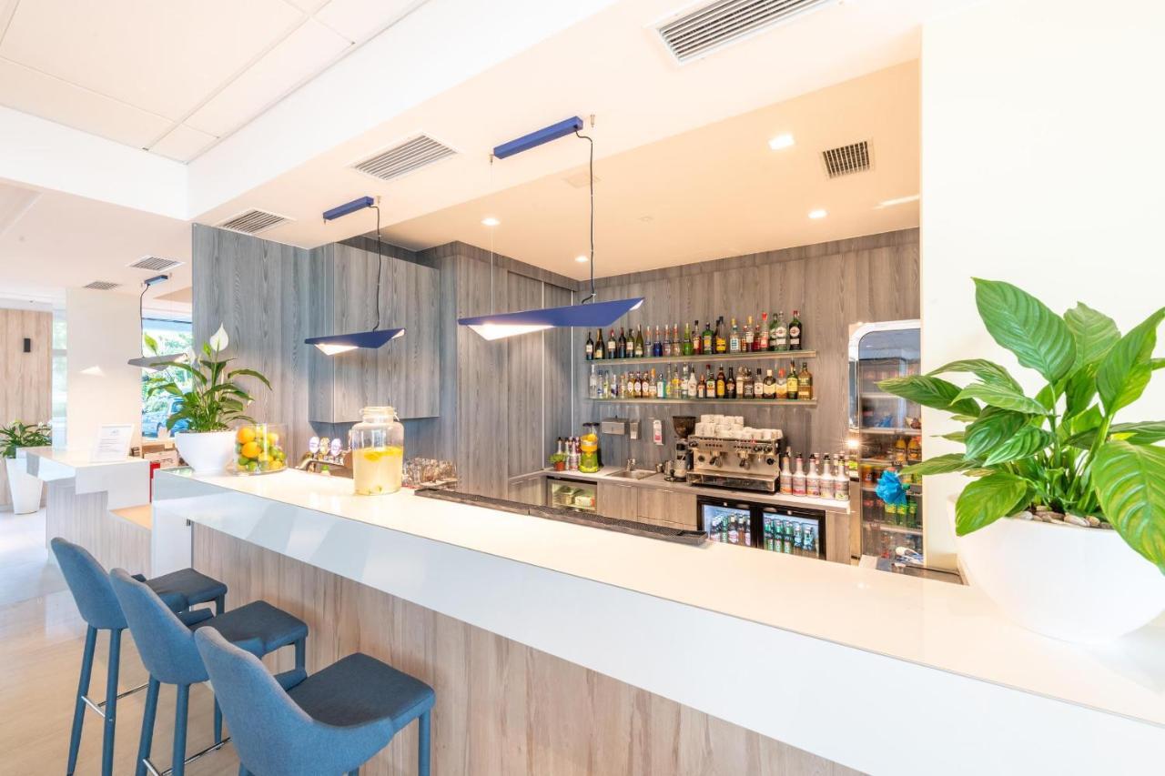 Blue Marine Mielno Aparthotel Mielno  Eksteriør bilde